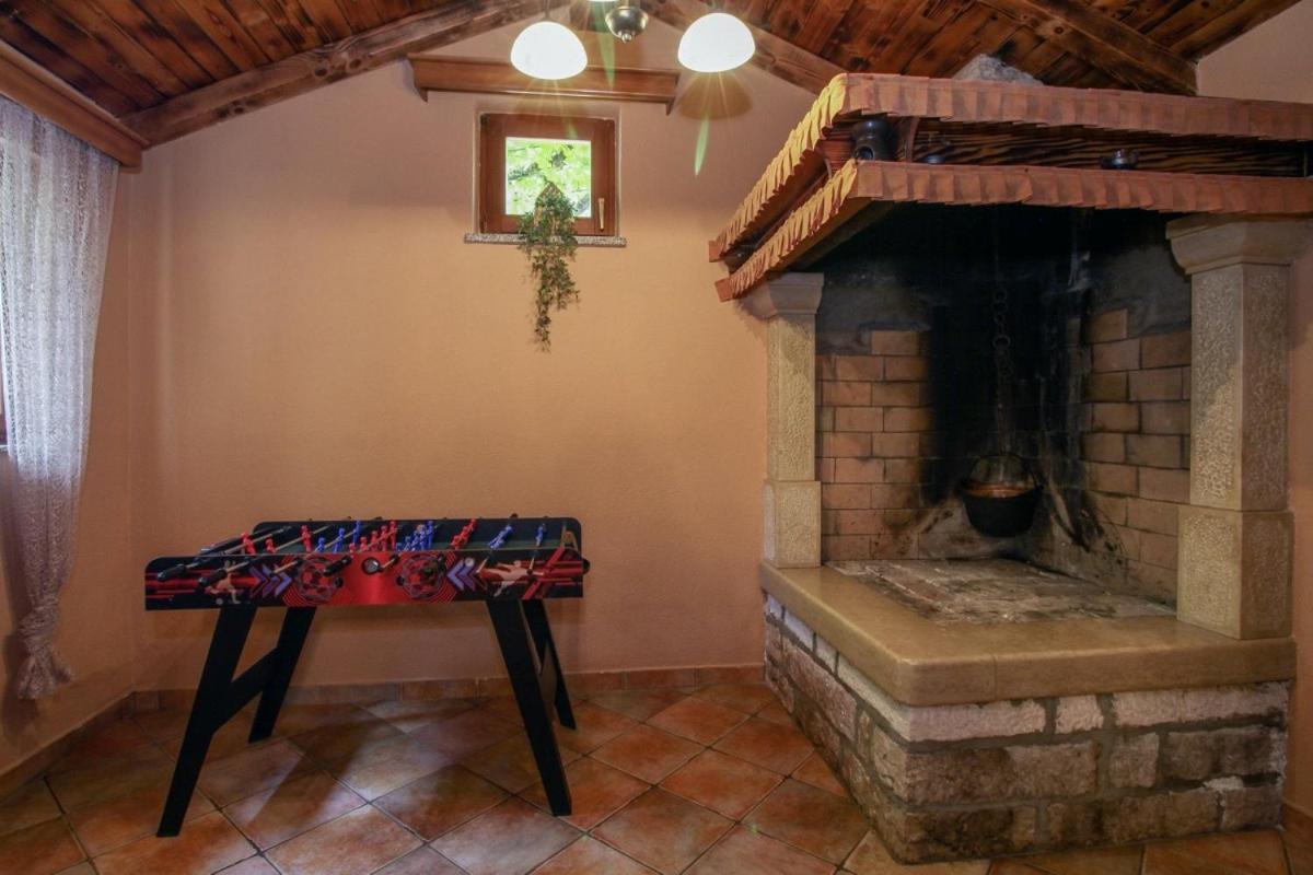 Dea In Kmeti Villa Žminj Екстериор снимка